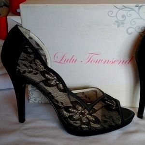 Lulu Townsend,Size 10,Black Lace